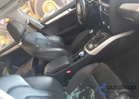 2015 Audi A4 2.0T Premium z USA, uszkodzony, nr VIN WAUHFAFL3FN012516